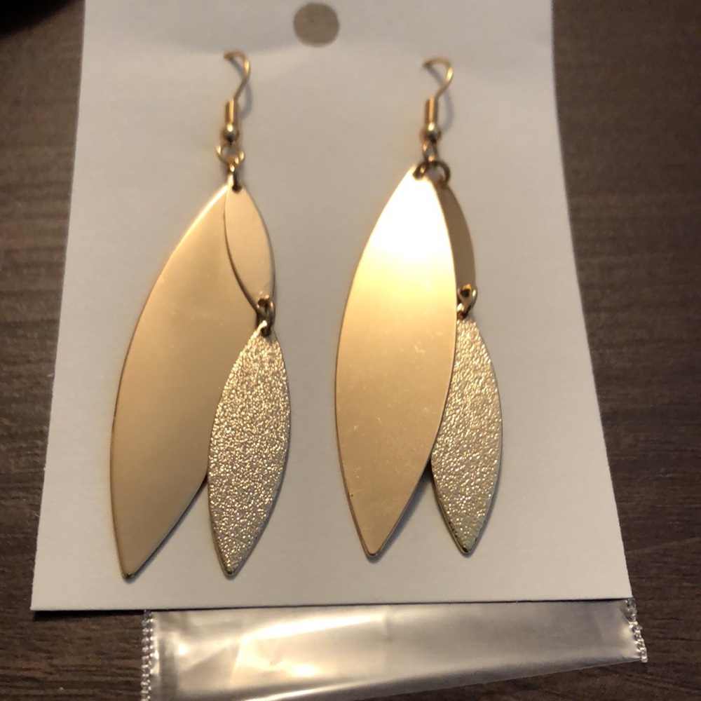 Long pointed oval pierced shiny gold tone layered earrings Like new, never worn
